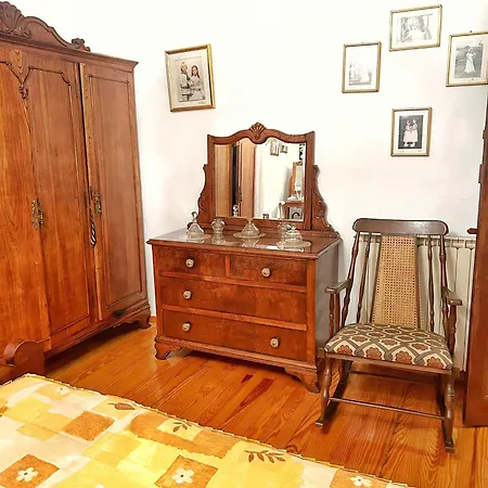 La Casa De Melia Y Victor Villegar